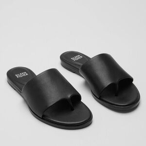 Eileen Fisher Edge Black Leather Slide Sandals Size 9